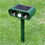Ultrasonic Solar Animal Repellent Waterproof Outdoor Equipment Motion-Triggered Sensor can Trigger Ultrasonic and Flashes