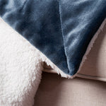 Throw Blanket Soft Fluffy Thick Blankets Microfiber Plush Blanket for Bed, Couch
